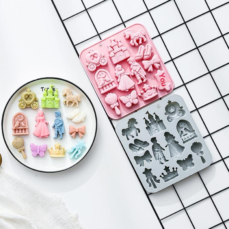 🌸 Moule en silicone 3D à 12 ca - Kitchen Baking Molds avis et prix